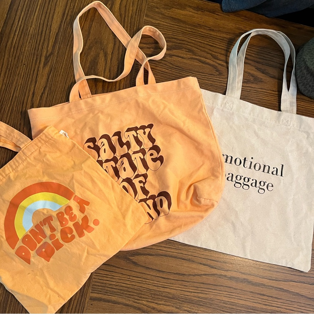 Shopping bags/Tote bundle
